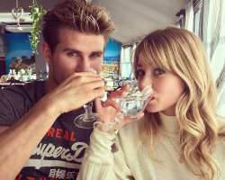 Amanda Leighton consuming alcohol
